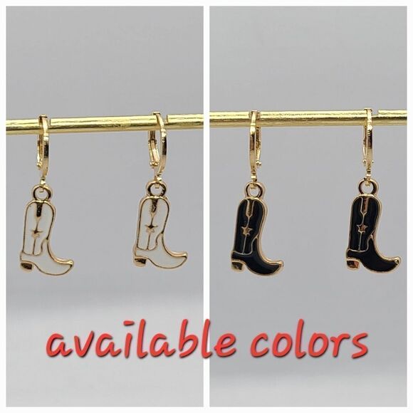 Cowboy Boot Black Dainty Dangle Earrings Gold Star Cowgirl Jewelry Western NWT - Picture 7 of 9